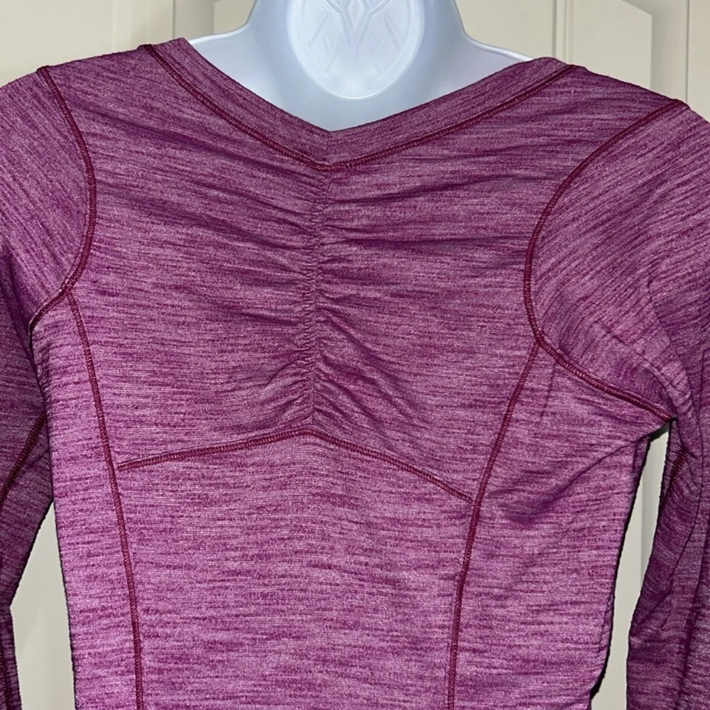 EUC Lululemon 5 Mile Long Sleeve